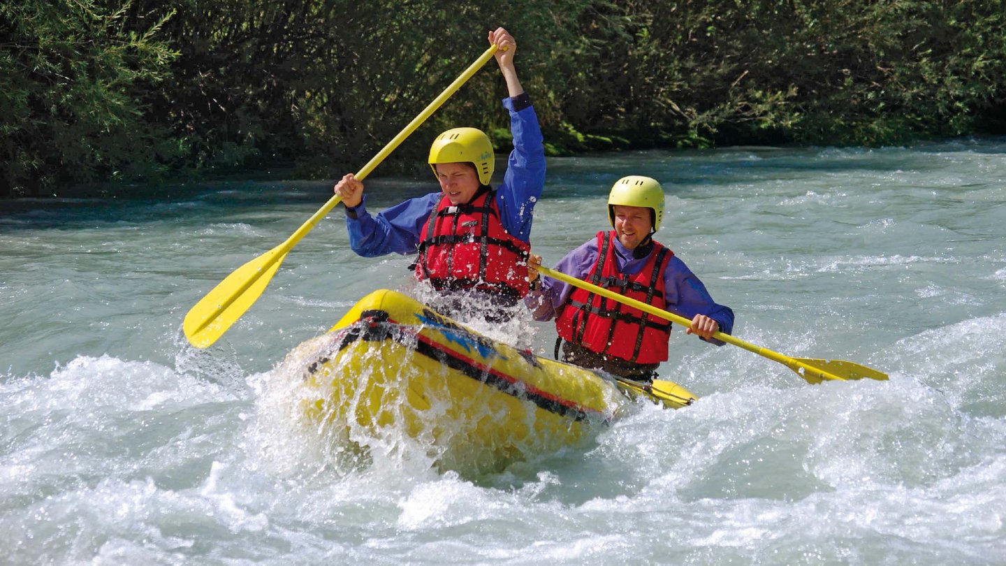 02_StelvioHotels_Rafting.jpg